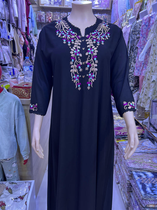 قفطان لولان أنيق بتطريز يدوي
